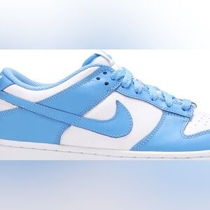 Brand new in box youth 5 Nike dunks university blue